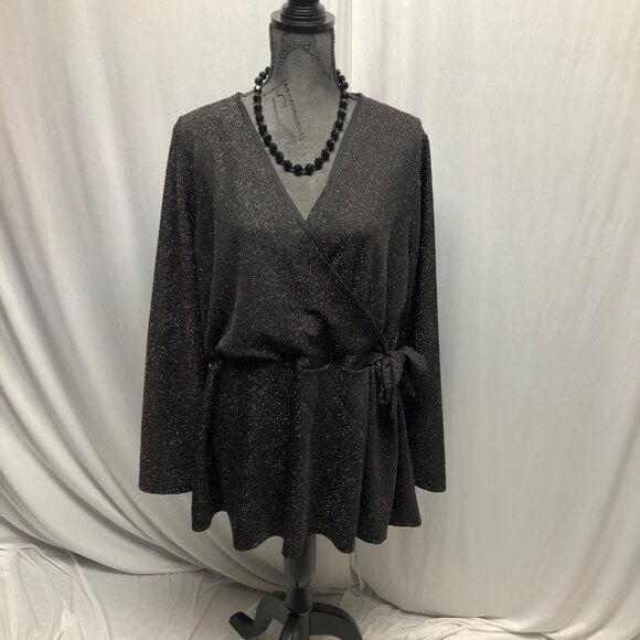 Lane Bryant Tops - Lane Bryant Metallic Wrap Top Womens Size 18-20 Black Long Sleeves Stretch VNeck